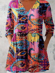 Women's Art Geometric Floral Print V-Neck   Top