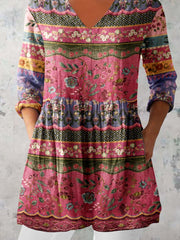 Women's Pellis Pattern   V-neck Top
