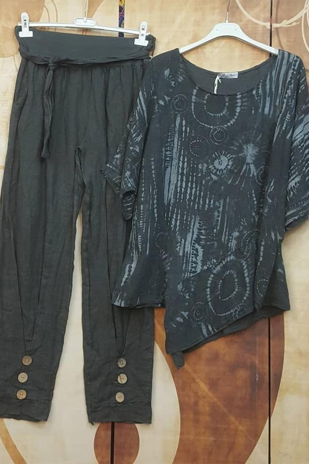 Abstract Print Irregular Hem Half Sleeves Two Piece Suit